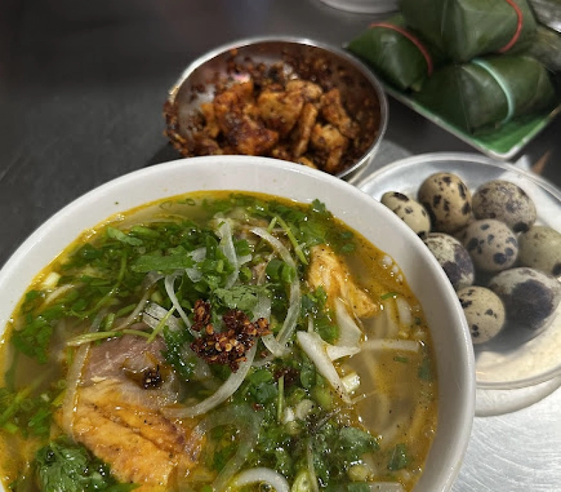 banh-canh-yen